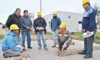 La Uocra construye una vivienda social ecol�gica