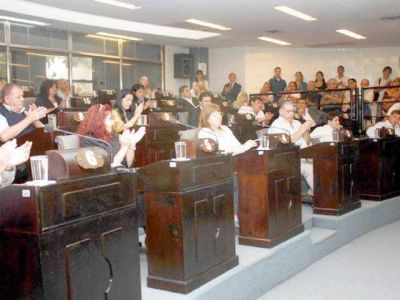 Diversas iniciativas para debatir en el HCD