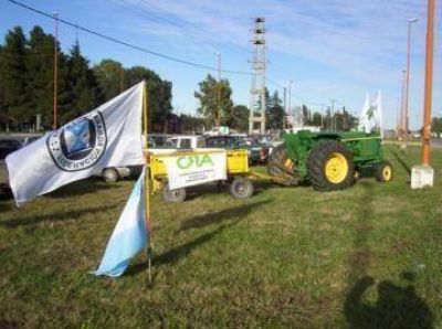 La protesta agropecuaria contin�a hoy en rutas 3 y 85