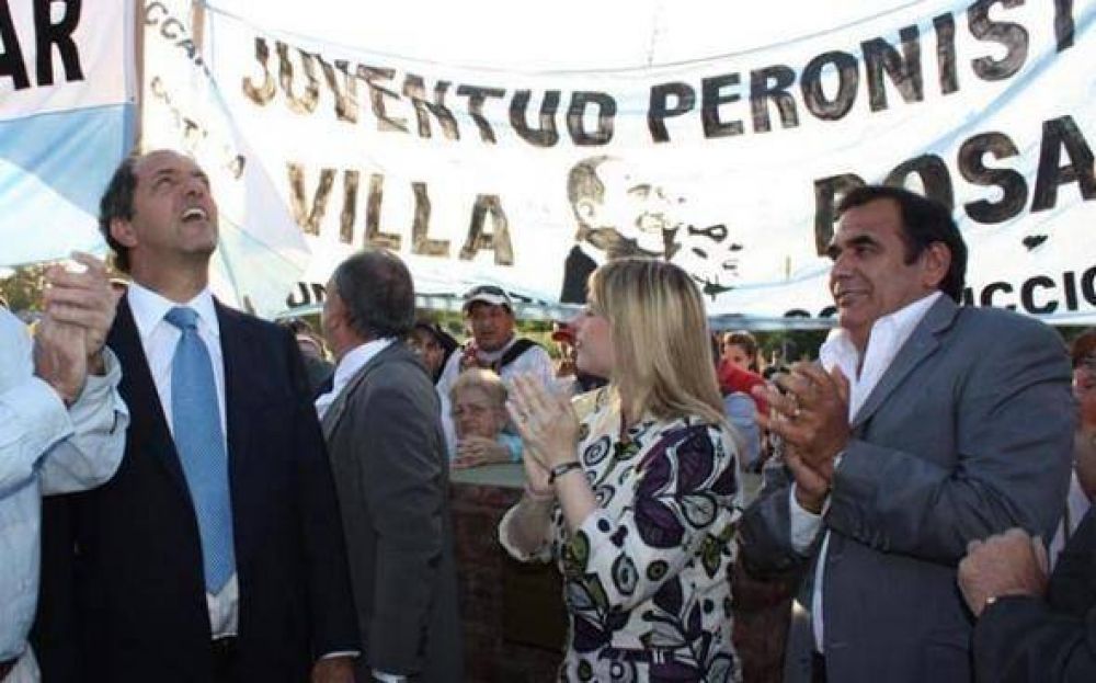 La Agrupaci�n que �banca" a Daniel Scioli se lanza en Pilar