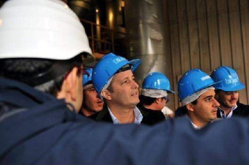 Intendentes buscan experiencias en el exterior en materia de tratamiento de residuos