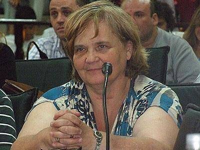LAN�S: Arce: �Las bancas tendr�an que ser de los partidos y no de los concejales�