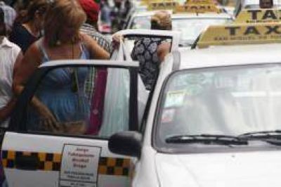 Los taxistas parar�n el jueves buscando ser escuchados
