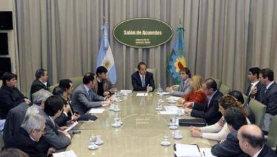 Scioli con intendentes por revaluo fiscal