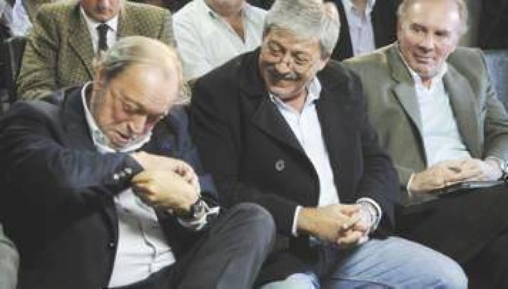 El campo para en todo el pa�s y se complica el abastecimiento de carne