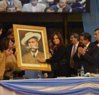 Beder sigue defendiendo el modelo pro minero nacional y provincial