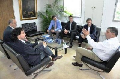 Productiva jornada en Venezuela y primer contacto con el embajador Carlos Cheppi 
