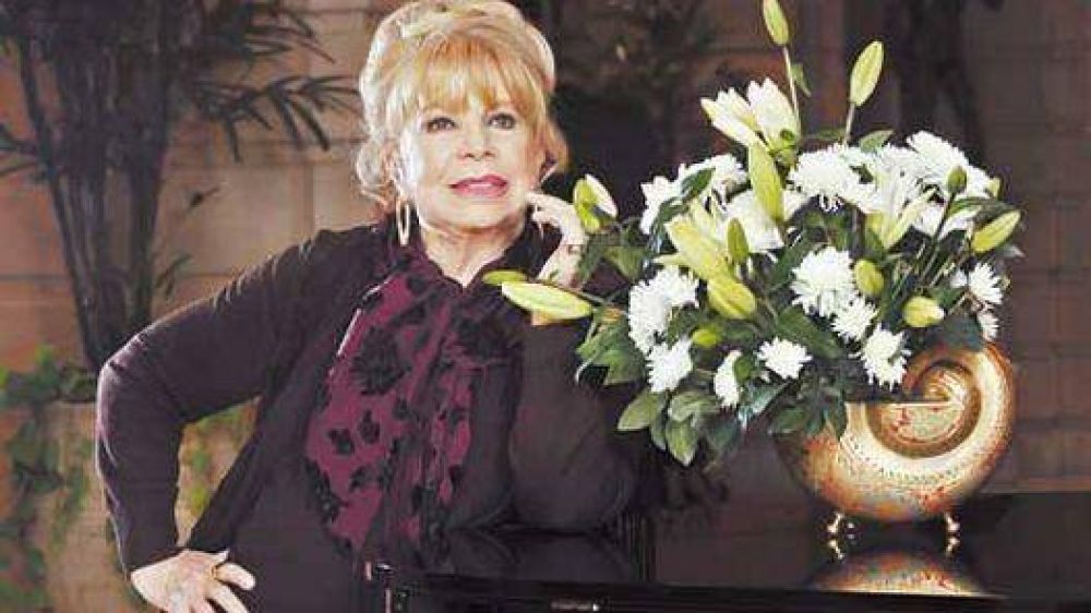 Estela Raval: Romntica y virtuosa