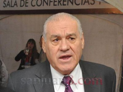 Saavedra hizo su primera aparici�n p�blica despu�s del esc�ndalo