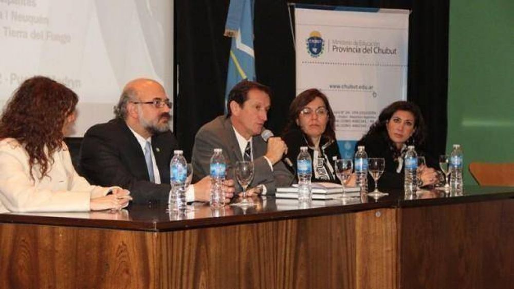 Zaffaroni inst� a robustecer la calidad en la formaci�n de los docentes