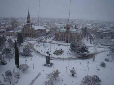 La nieve se hizo due�a de Tres Arroyos por un d�a