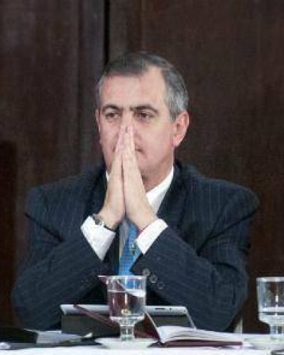 Reposo baj� su candidatura a la Procuraci�n General de la Naci�n
