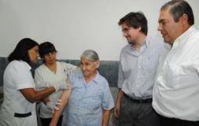 Desmienten bajos niveles de vacunaci�n antigripal en la provincia