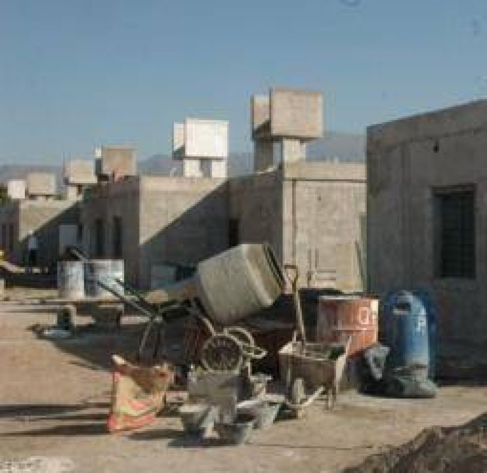 M�s provincias admiten que bajan el ritmo de la obra p�blica