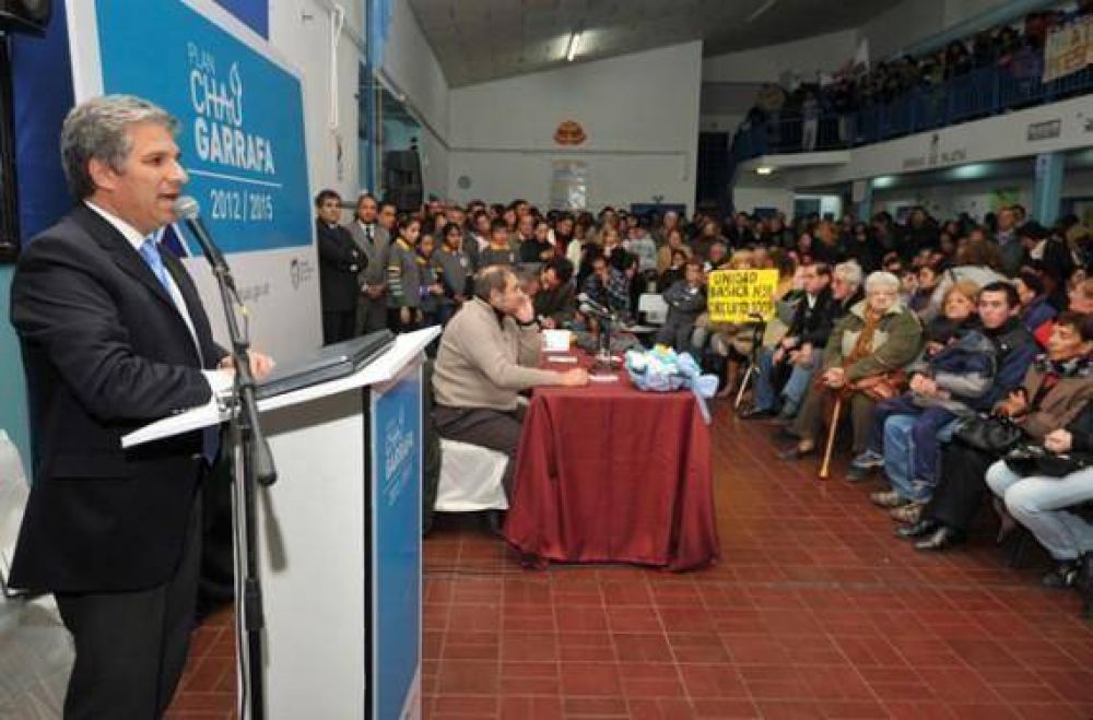 El Gobierno present� a los vecinos de la ciudad el Plan Estrat�gico de Gas
