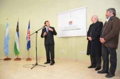 Weretilneck presidi� la inauguraci�n de la Agencia de Extensi�n Rural del INTA Villa Regina