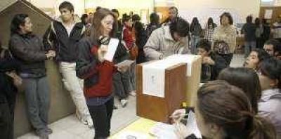 Habr� segunda vuelta para definir rector en la UNSJ