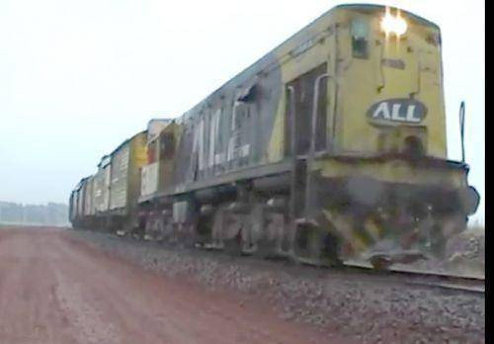 Avanzan las obras de infraestructura para rehabilitar el servicio ferroviario entre Argentina y Paraguay