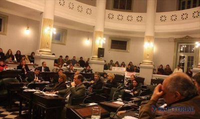 Empr�stito: intendentes de toda la provincia van a Diputados