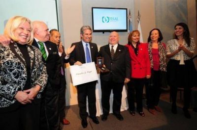 El Gobernador fue distinguido por la Fundaci�n de Investigaci�n Social Argentino Latinoamericana