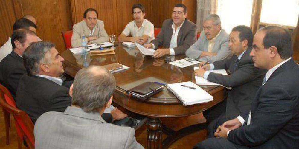 Jaque volvi� a reunirse con sectores productivos de General Alvear