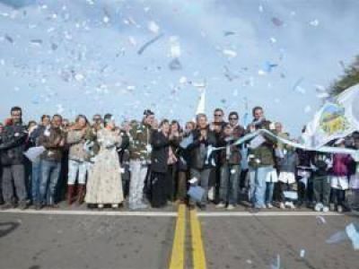 Poggi inaugur� la ruta 11 y pidi� a los productores que generen agroindustrias
