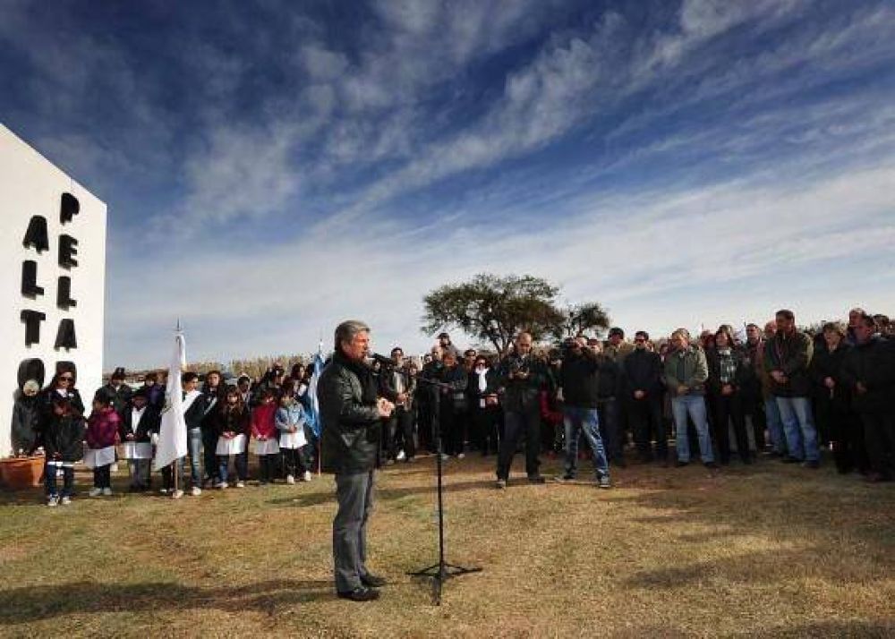 Poggi: �Una ruta es una puerta al progreso�