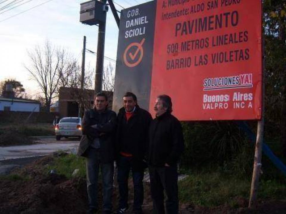 El Secretario de Espacios P�blicos de la Provincia Eduardo Aparicio visit� Bragado