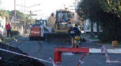 Trabajos de repavimentaci�n en la avenida Padre Respuela