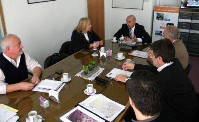 La Intendente Stella Giroldi se entrevist� con el Dr. Stachiotti