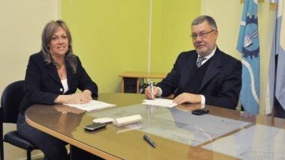 Artero y Meza Evans quieren capacitaciones conjuntas para abogados del Estado y del municipio