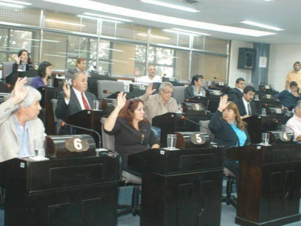 QUILMES Concejo: sem�foros sonoros, skates y la extensi�n de la 585
