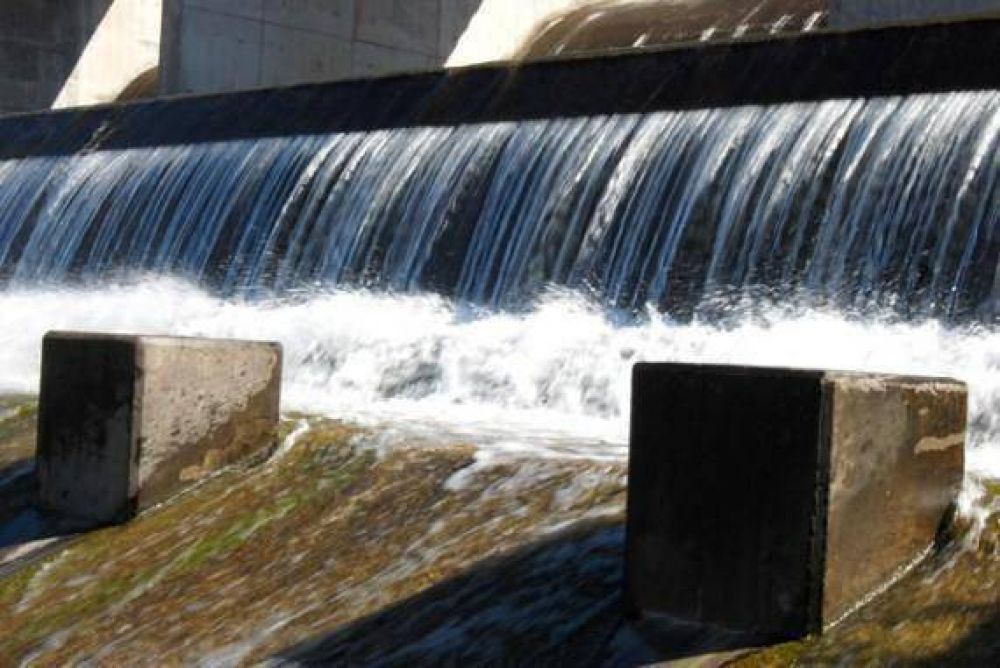 Cambio en los tipos de uso y tarifas de agua cruda