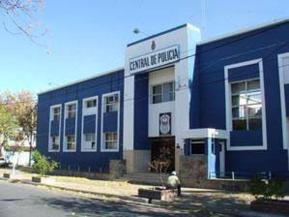 462 nuevos ascensos en la Polic�a de San Juan