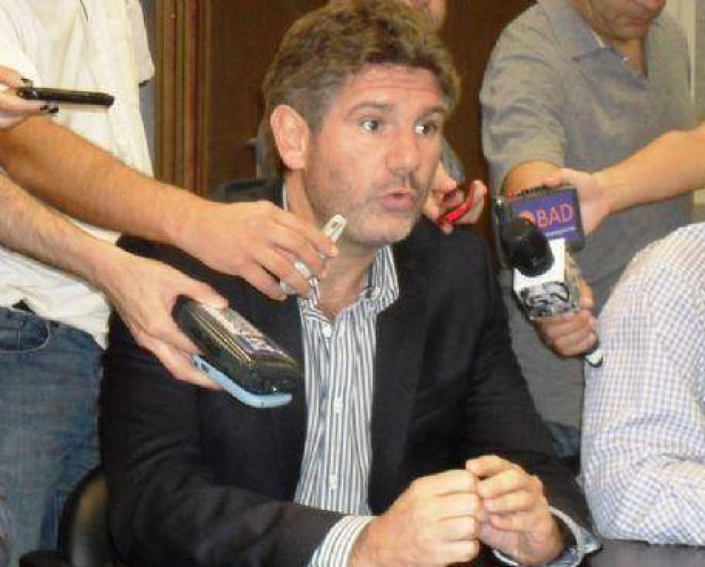 ABSA vuelve a cobrar el servicio con aumento del 180%