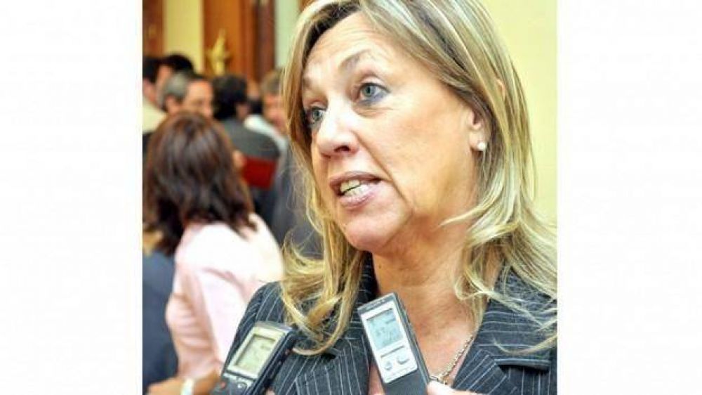 Artero se reuni� con Alicia Kirchner y est� en marcha la gesti�n por un CIC en el �rea 16