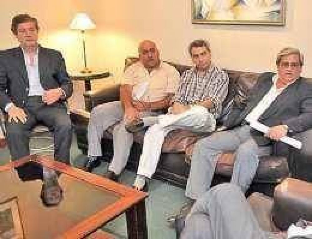 �El PE quiere designar magistrados a dedo�