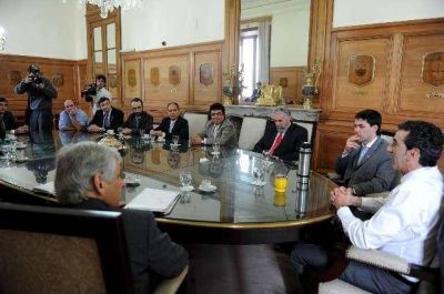 Randazzo se reuni� con intendentes