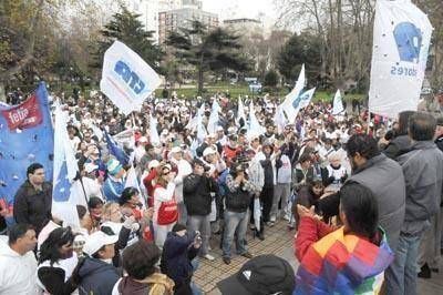Pac�fica protesta de la CTA y los trabajadores de la pesca