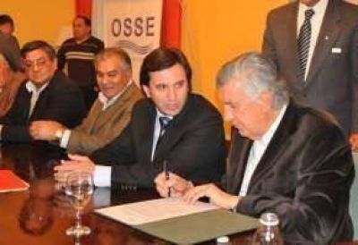 OSSE firm� convenios con seis Municipios