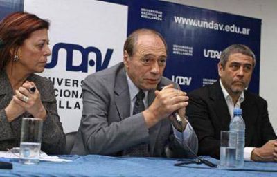 El Juez Zaffaroni disert� en la UNDAV ante promotores de Derechos Humanos