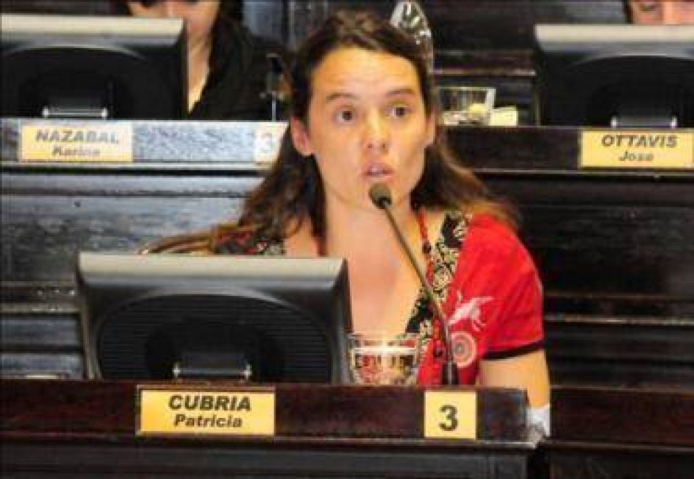 Diputados aprob� la prohibici�n de log�stica a buques con bandera inglesa en territorio bonaerense