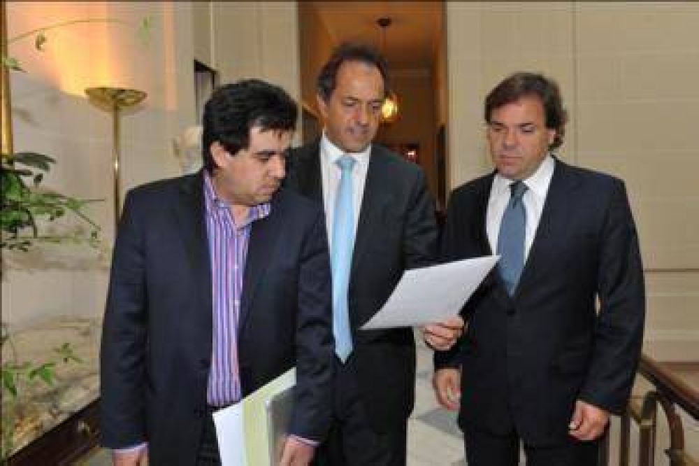 Scioli analiz� relevamiento de tierras para la construcci�n de viviendas