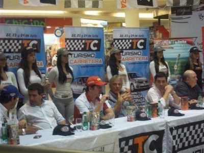 Presentaron la Carrera del Turismo Carretera en Posadas