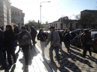 Cooperativas sociales se manifestaron en el palacio Municipal