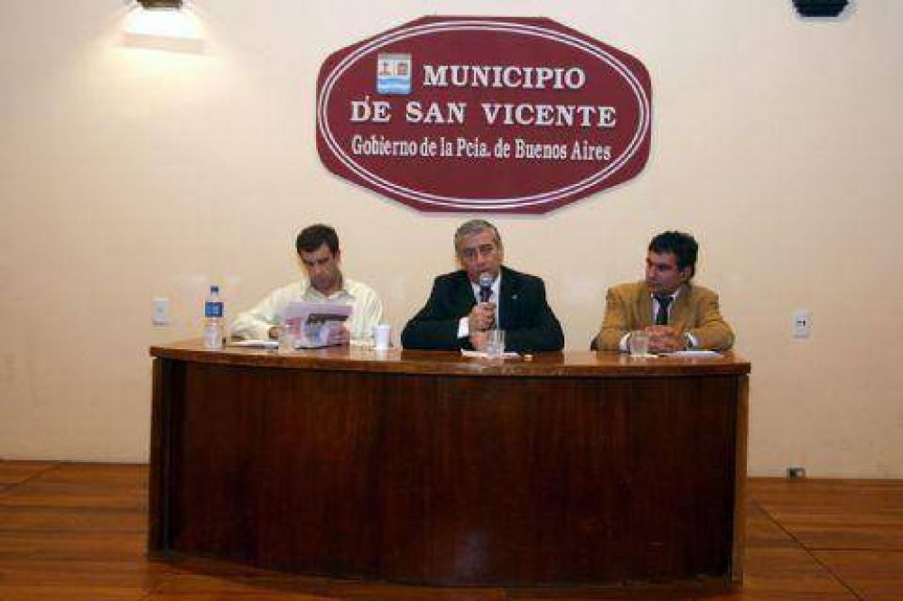 Primera reuni�n para la conformaci�n del Foro de Seguridad Municipal en San Vicente