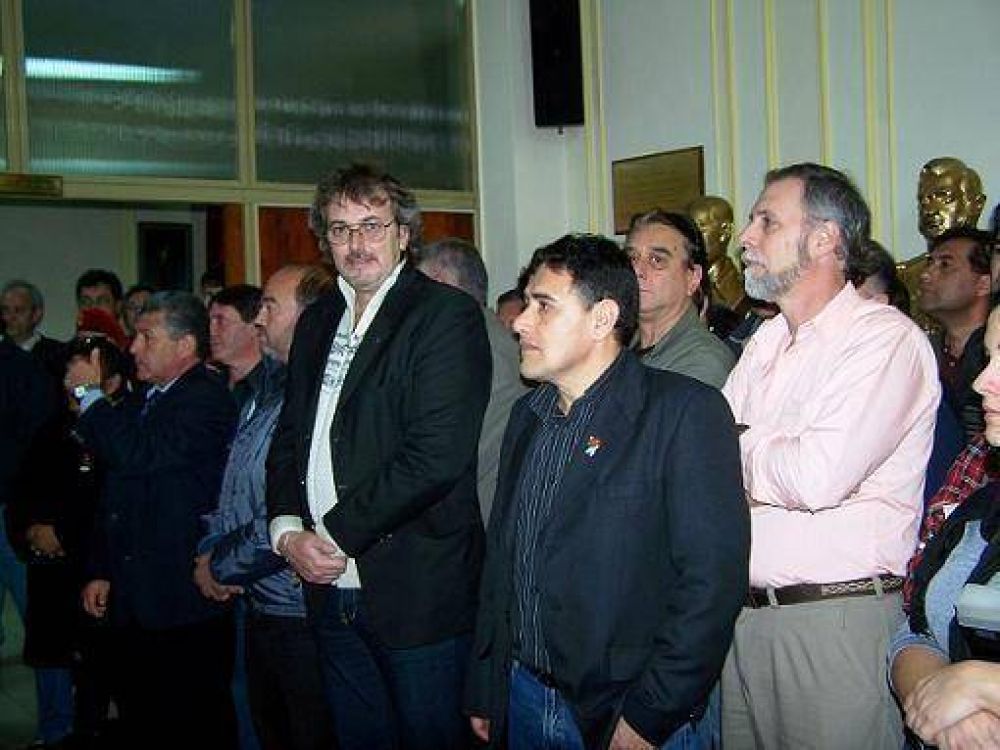 Placa en el HCD para los h�roes de Malvinas