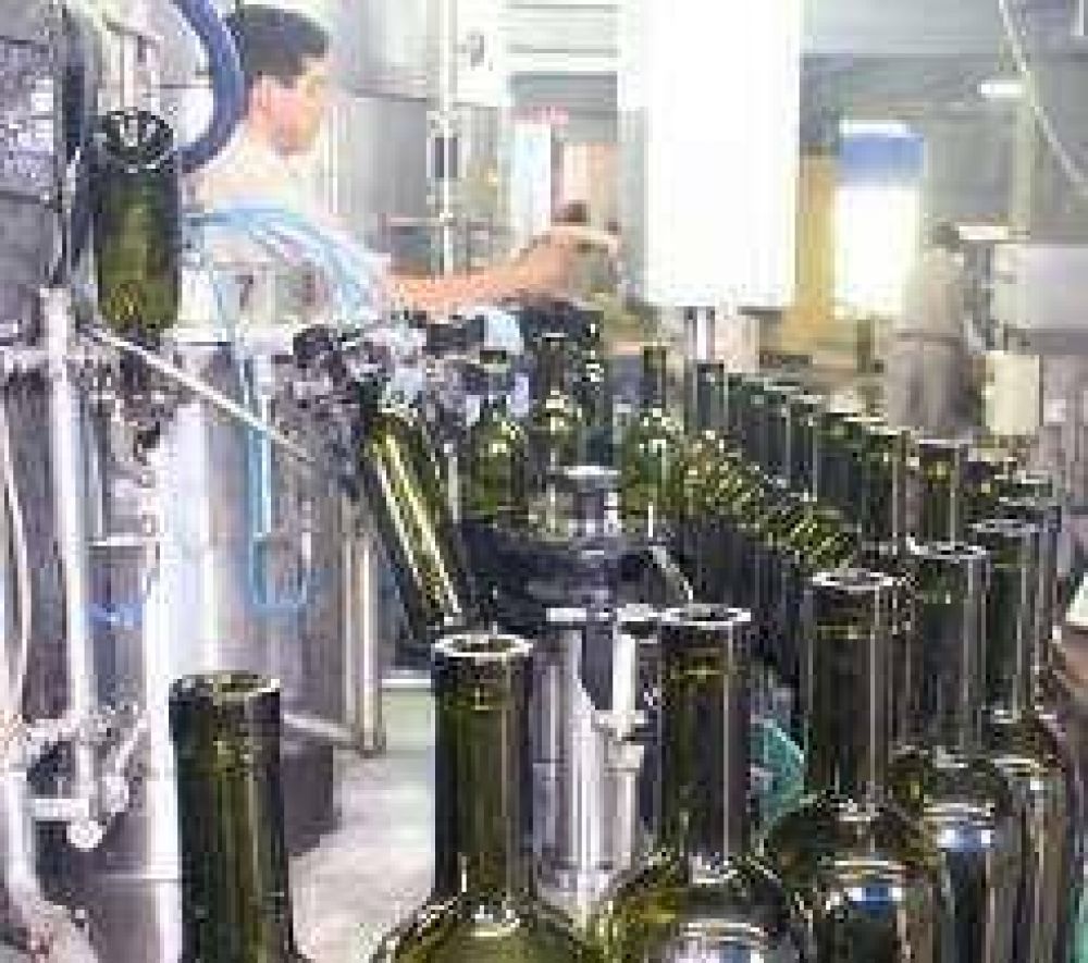 Hoy, otro pedido cuyano por retenciones de vino y mosto