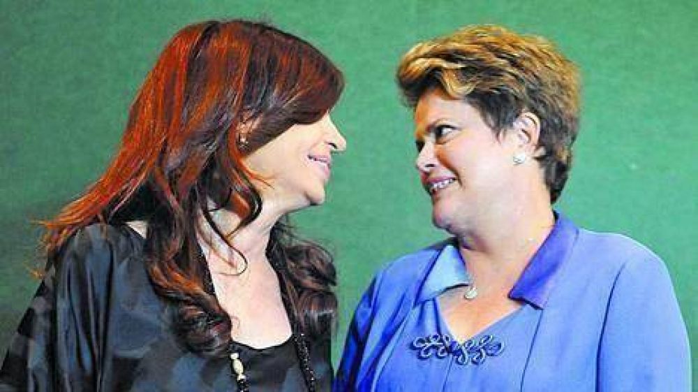 Cristina y Dilma acordaron hacer frente a la crisis en conjunto