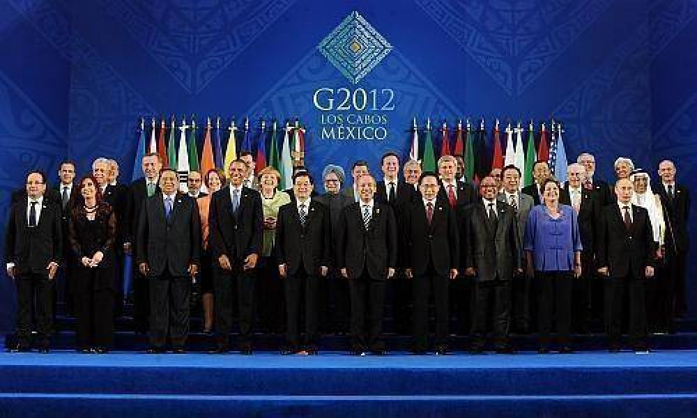 En la Cumbre del G-20, Cristina llam� a aplicar "pol�ticas que apunten al crecimiento sostenido"